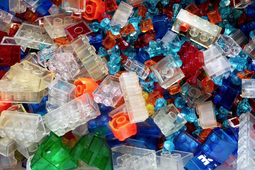 assembly lego blocks construct build deconstruct