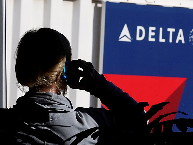 delta delay airlines operator