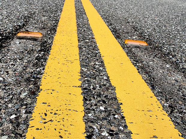 double yellow lines road divider