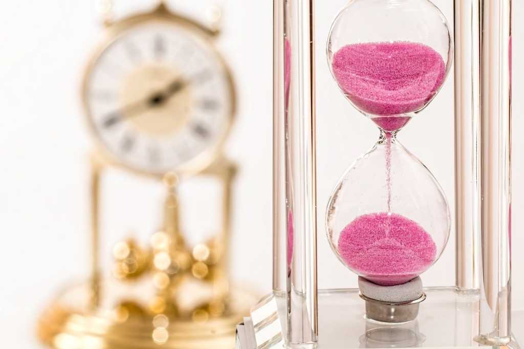 hourglass time deadline