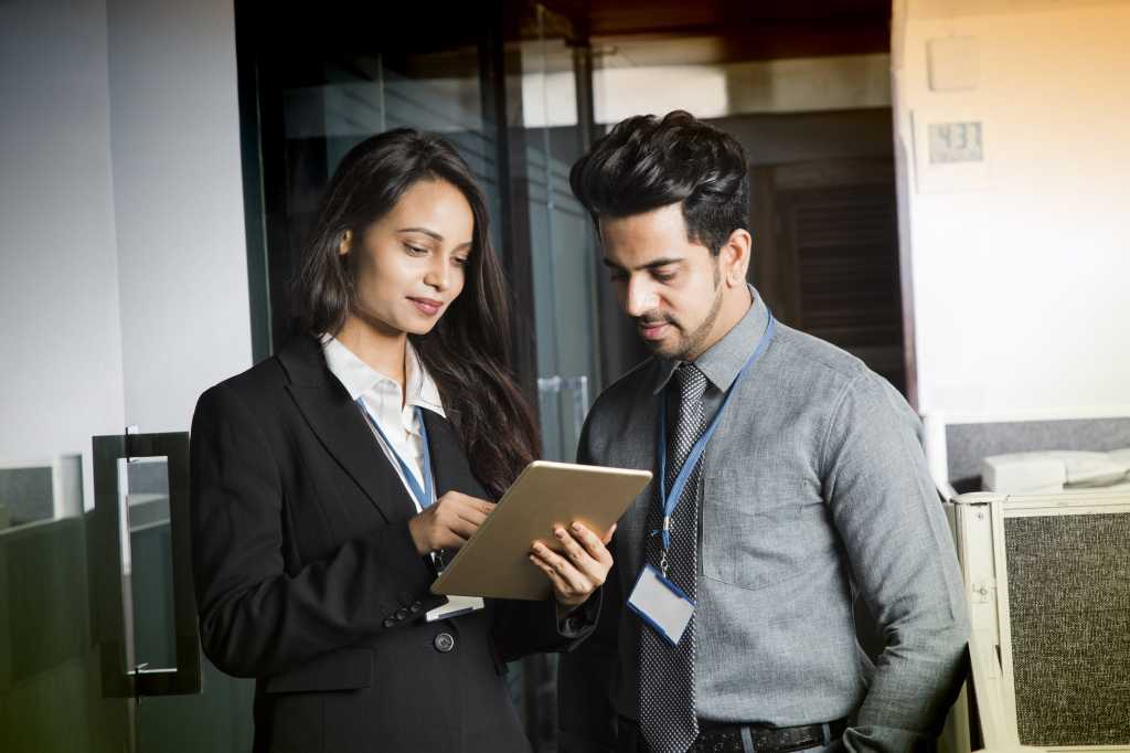 Indian teamwork / collaboration / communication / discussion / checklist