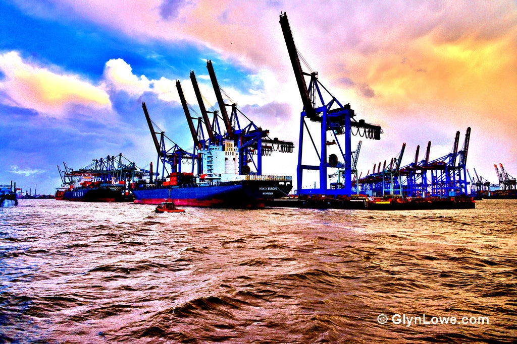 port boats ships cranes water sea ocean