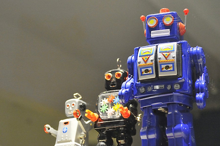 robots [Rog01 / CC BY-SA 2.0]