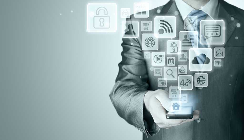 smartphone apps transmit user man