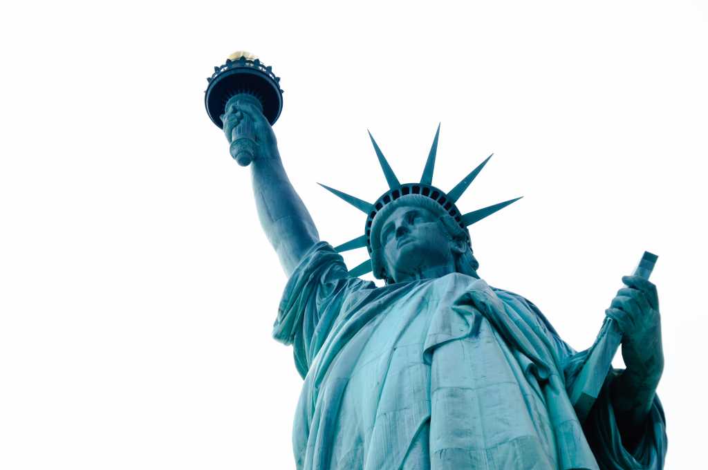 statue of liberty 136608031