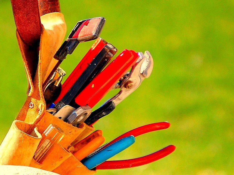 toolbelt tools handyman repairs