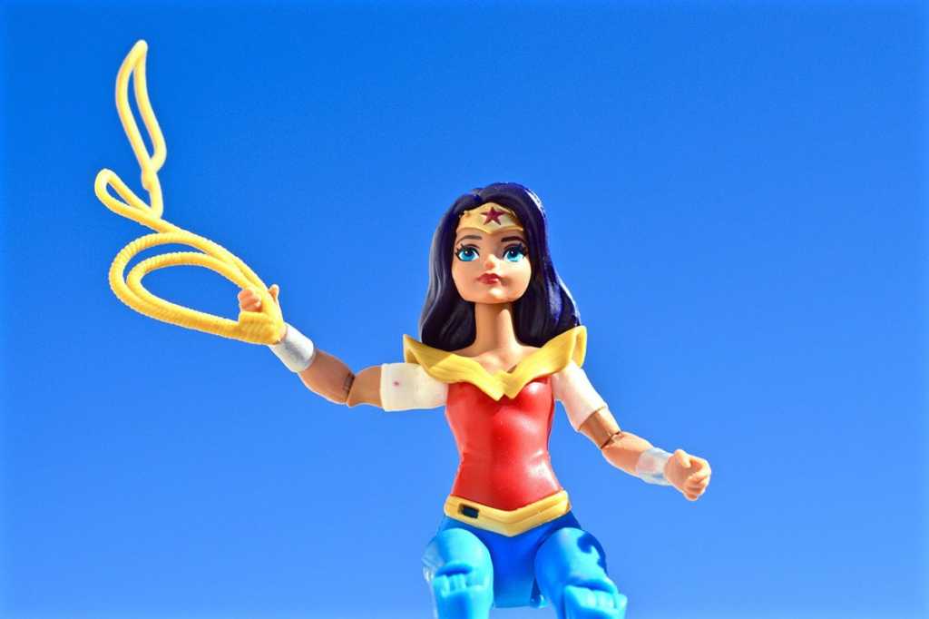 wonder woman lasso