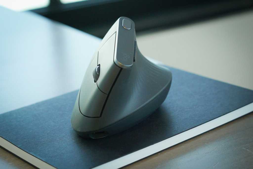 mx vertical logitech mouse review