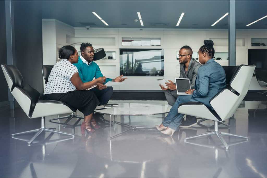 IDGConnect_startup_africa_mentor_shutterstock_1272443671_1200x800